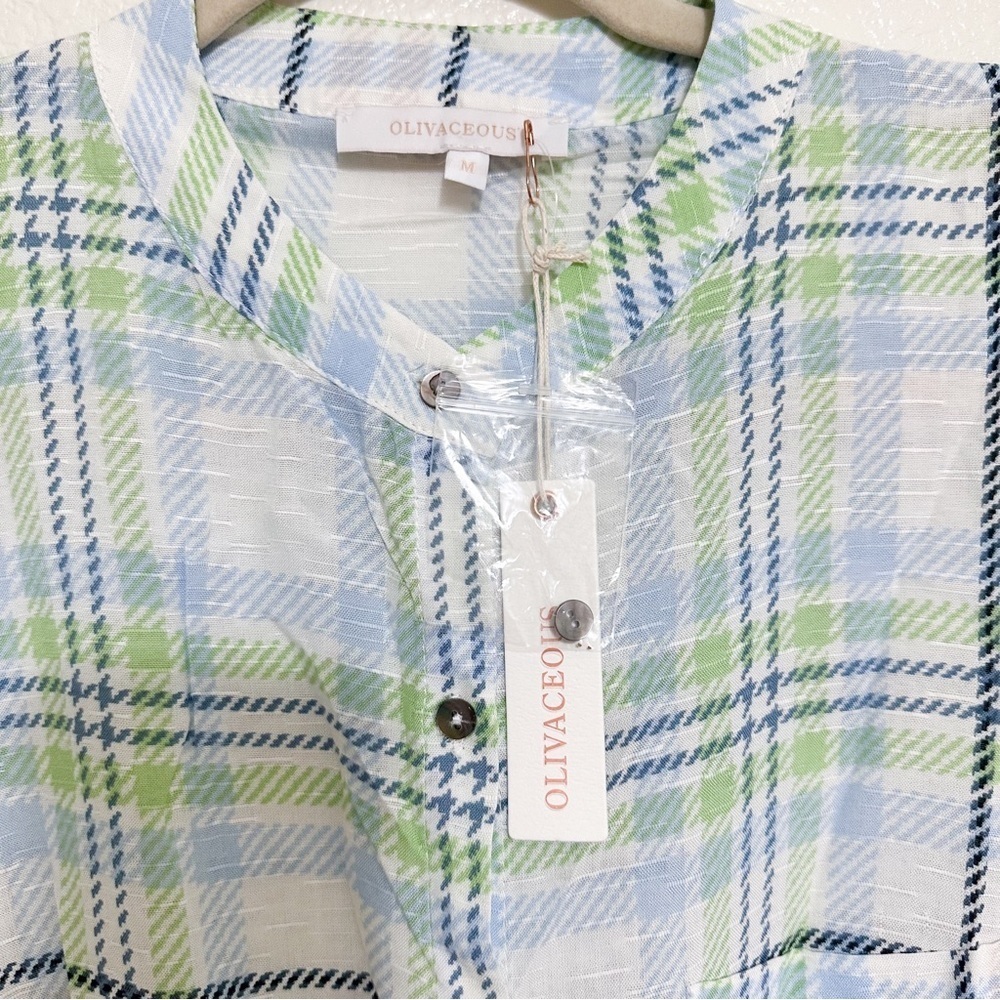 Olivaceous Button Up Tie Front Top M - Picture 6 of 7